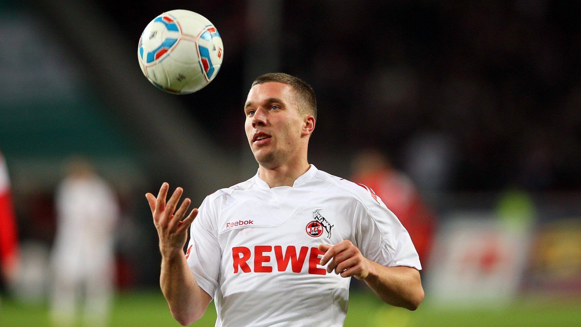 “超越极限：车手在极端环境下的血性展现”，超越极限2021