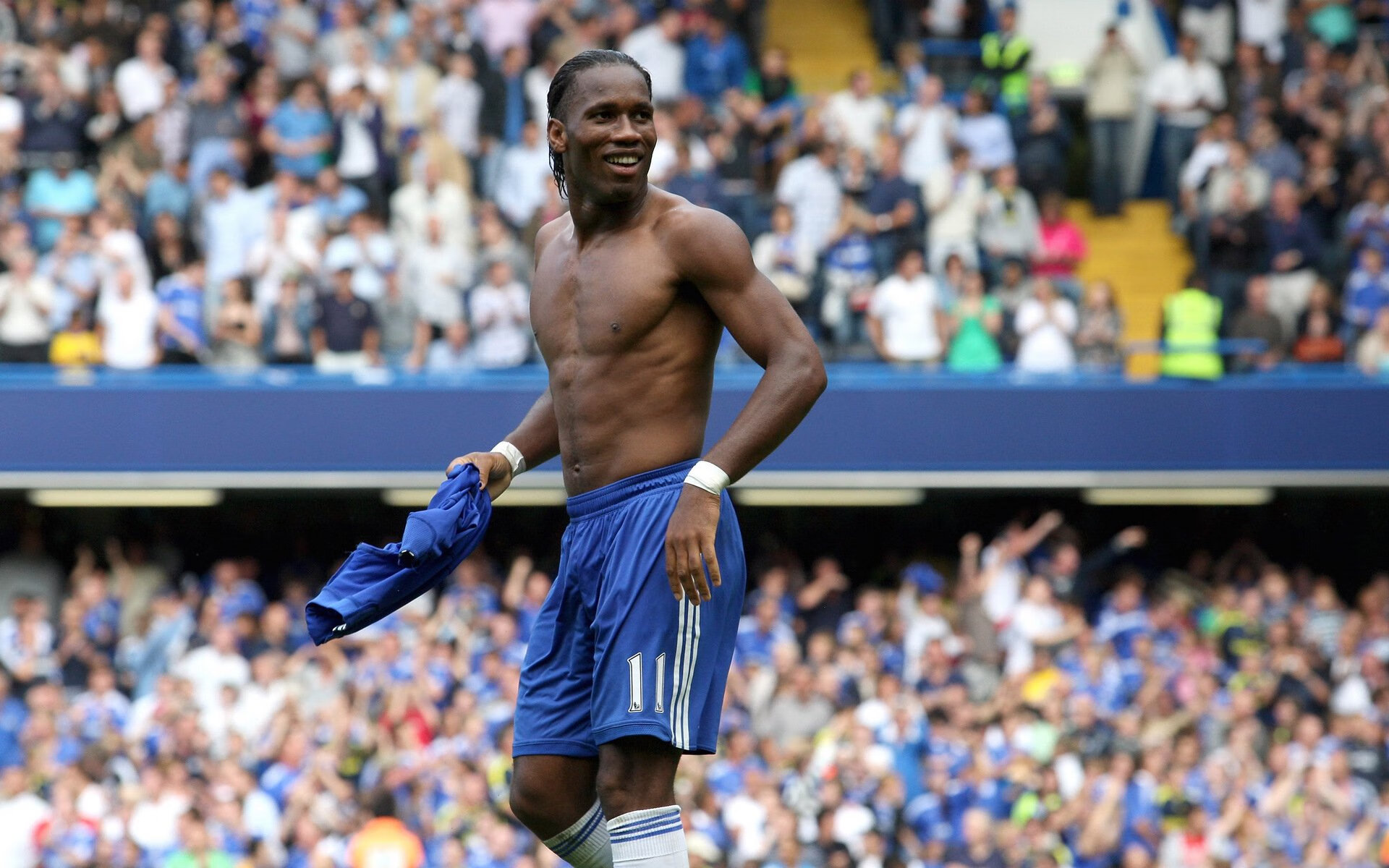 史上最年轻的“欧冠MVP”是谁？未来之星的榜单！，欧冠最年轻出场